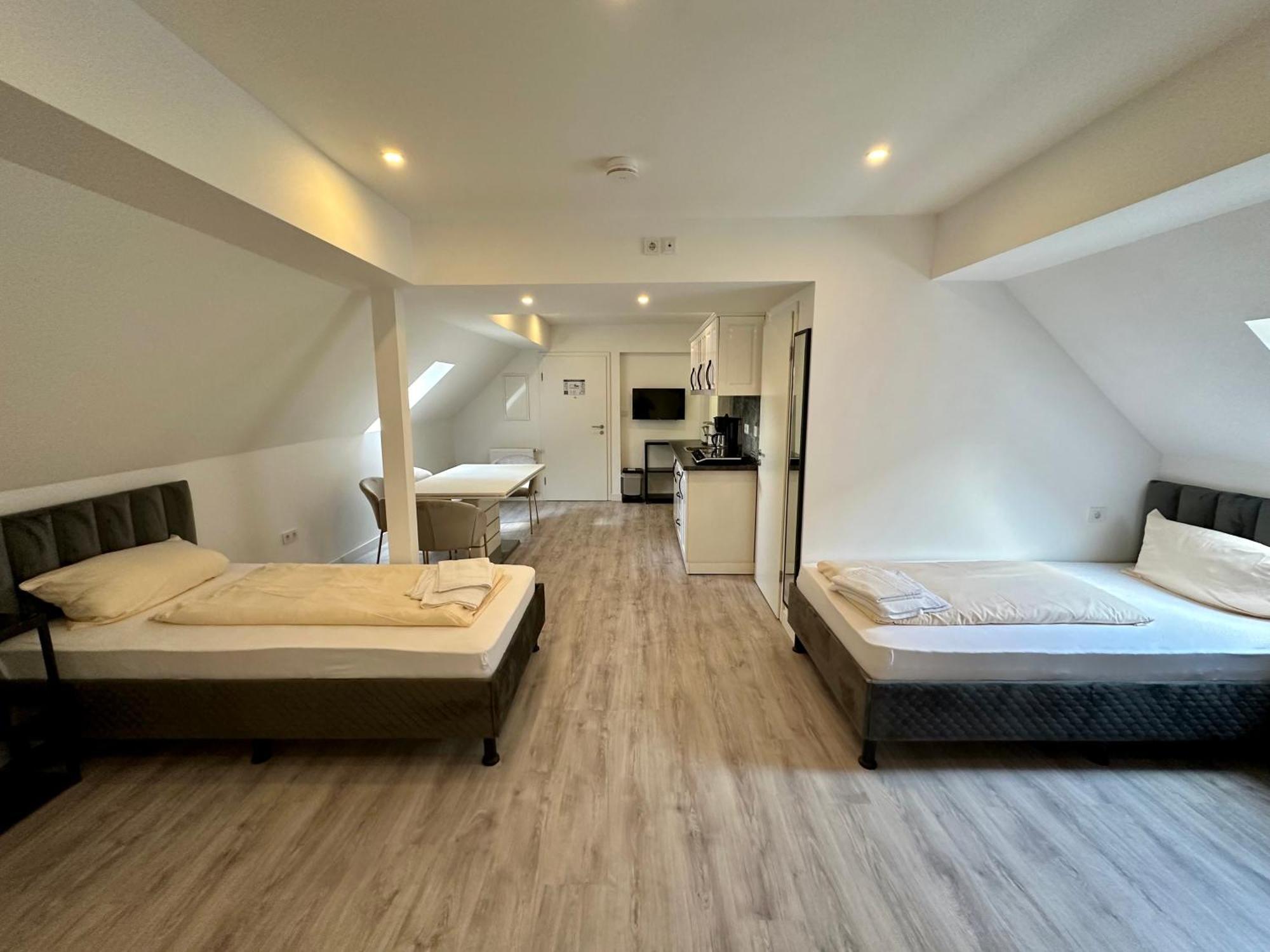 Durmaz Hotel Hannover Buitenkant foto