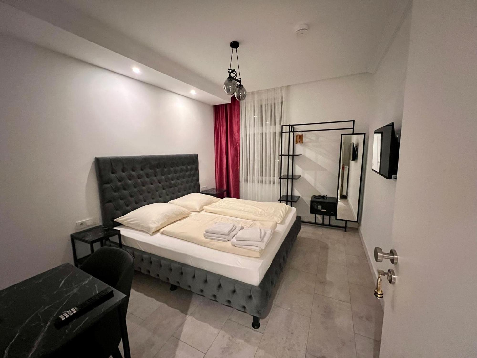 Durmaz Hotel Hannover Buitenkant foto